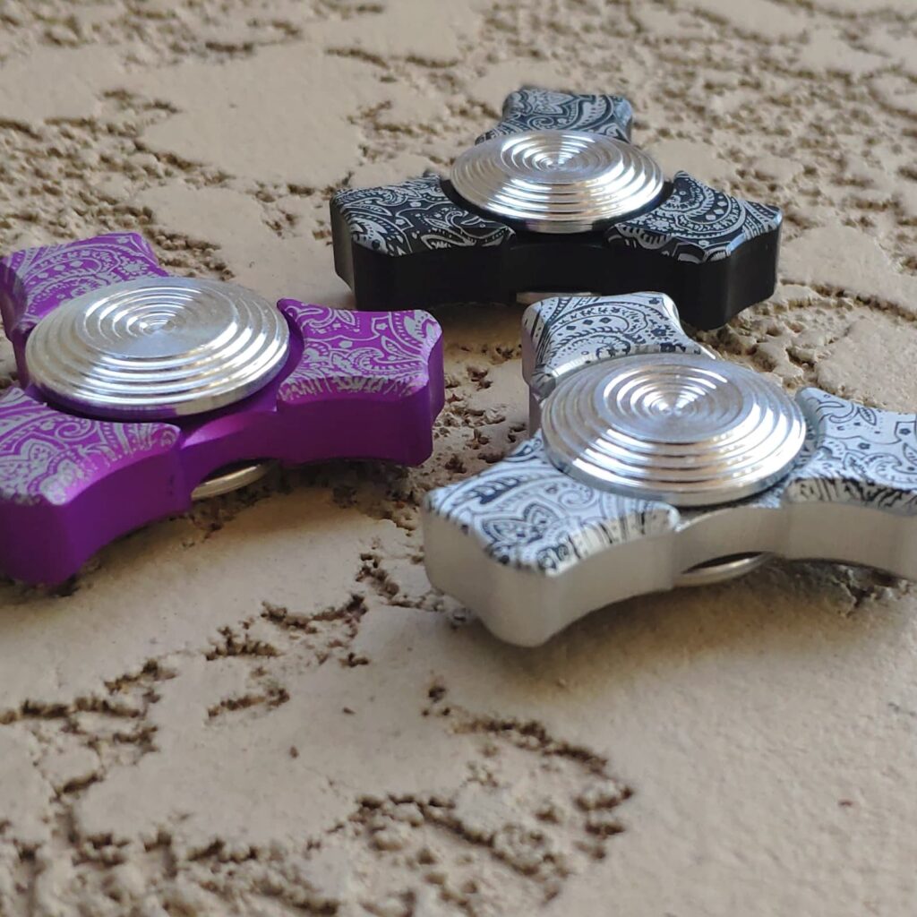 WW Deal Ultraspinners Paisley Ergos Spinners